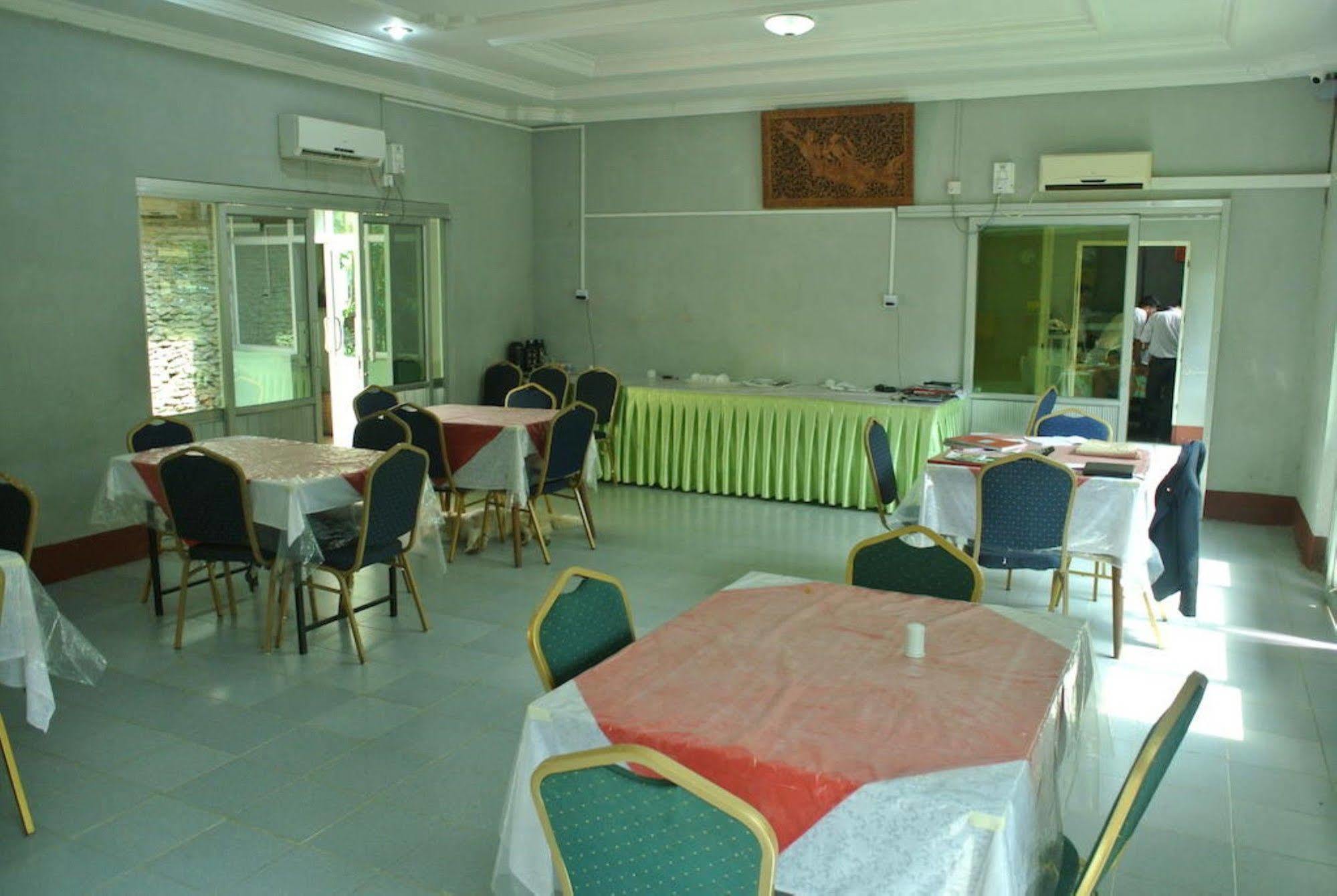 Yaewaddy Motel Gyogon Esterno foto