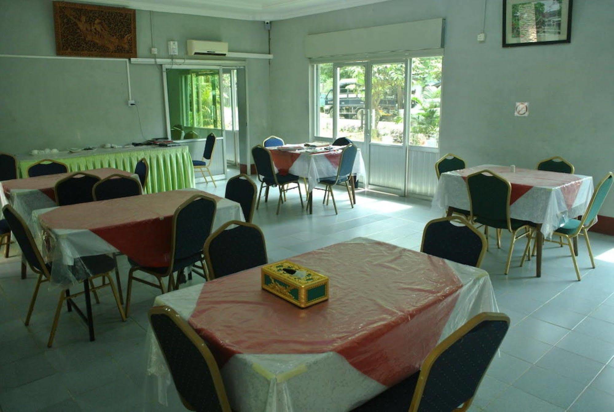 Yaewaddy Motel Gyogon Esterno foto