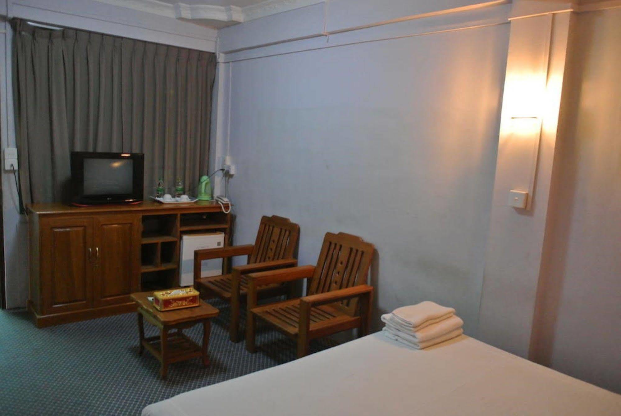 Yaewaddy Motel Gyogon Esterno foto