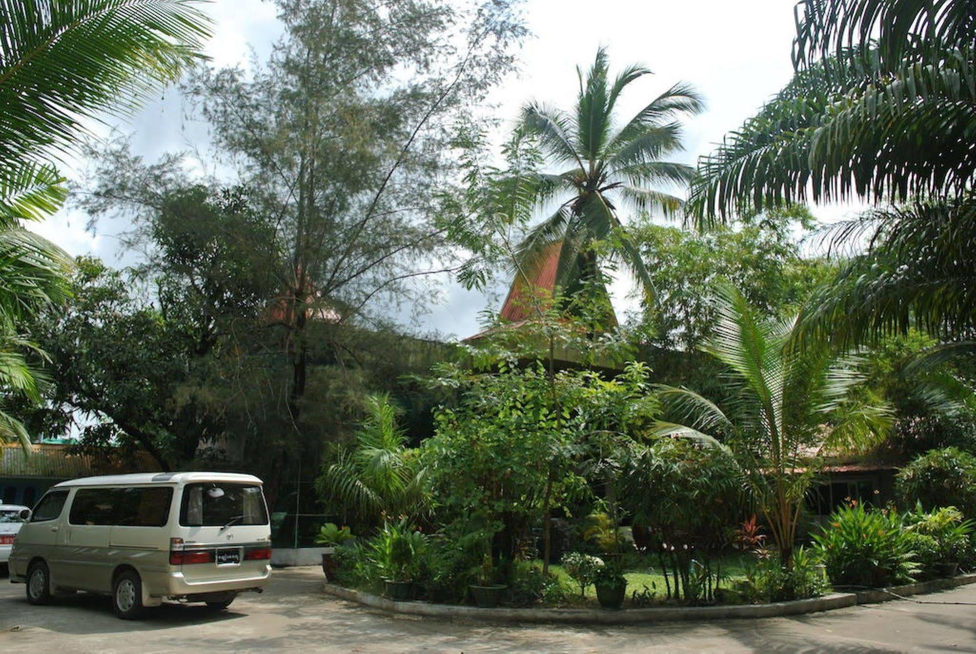 Yaewaddy Motel Gyogon Esterno foto
